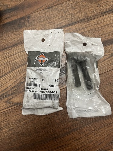 BOLT884